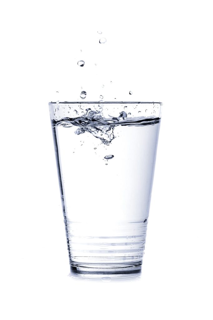 Glas Wasser | natürliche Fatburner